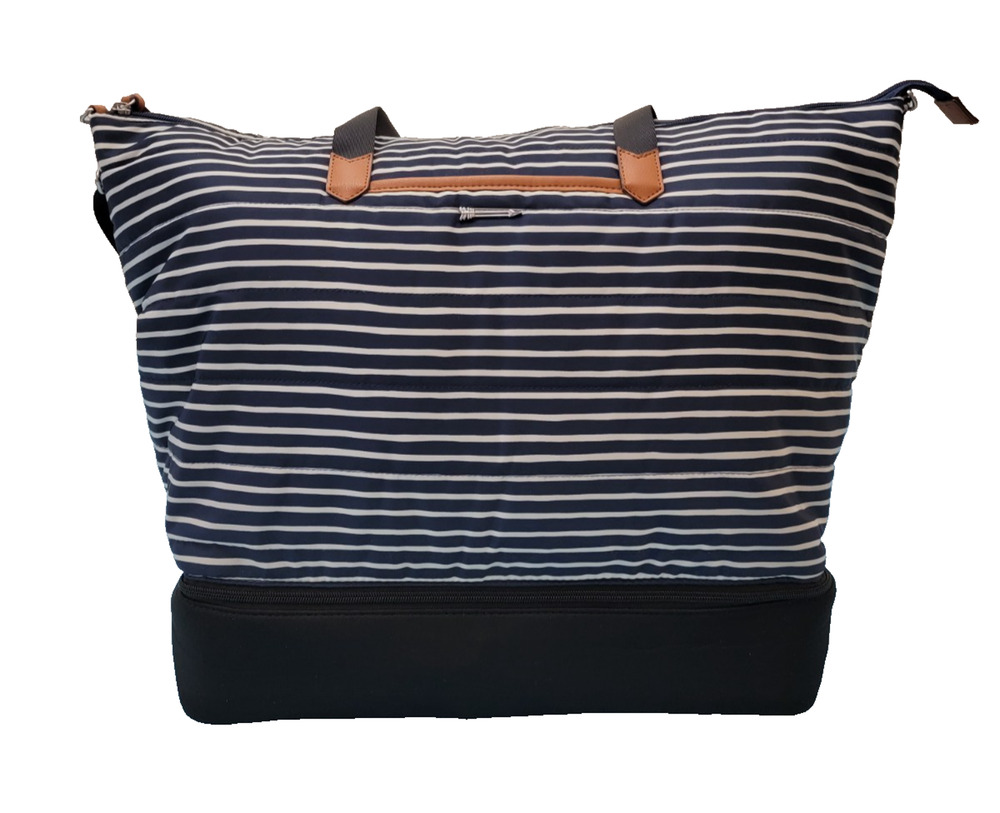 Stella & Dot Adventure Awaits Weekend Travel Gym Tote Bag Navy Stripe Zip